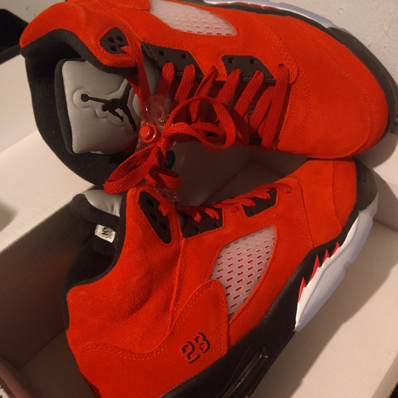Air Jordan 5 retro suede red size 7 - Picture 2 of 6